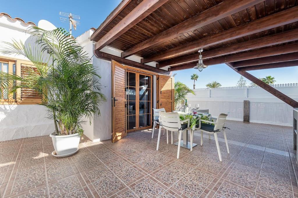 Bungalows Los Arcos 77 San Bartolomé 外观 照片