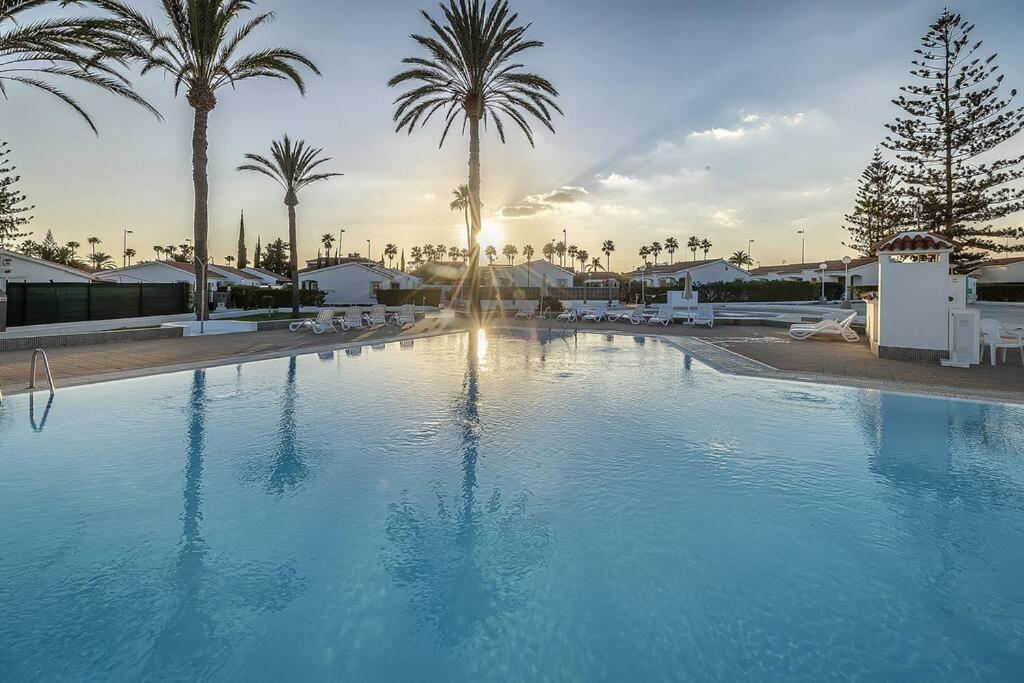 Bungalows Los Arcos 77 San Bartolomé 外观 照片