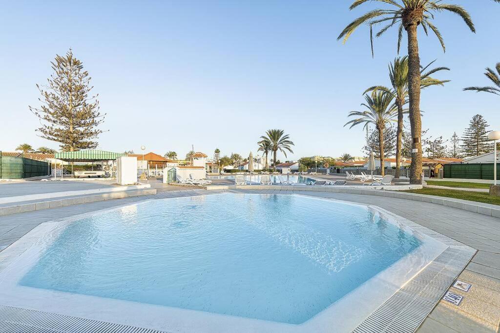 Bungalows Los Arcos 77 San Bartolomé 外观 照片