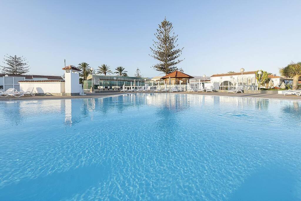 Bungalows Los Arcos 77 San Bartolomé 外观 照片